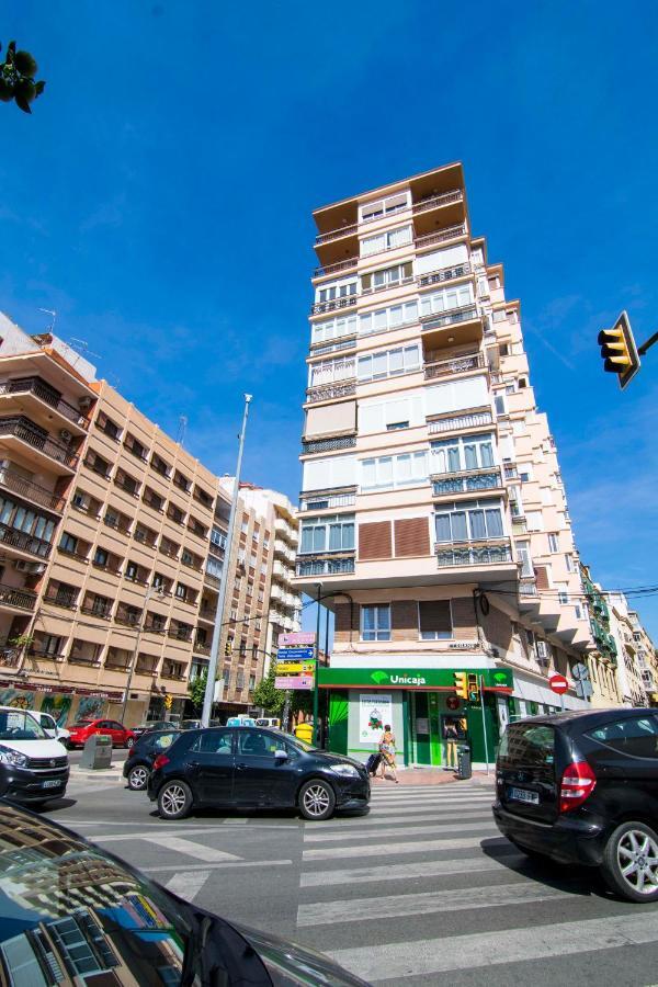 Letmalaga Economy Compas Apartment ภายนอก รูปภาพ