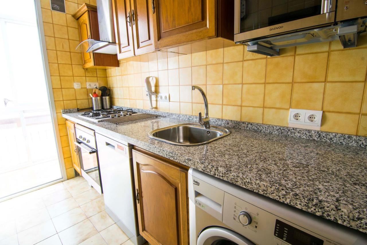 Letmalaga Economy Compas Apartment ภายนอก รูปภาพ