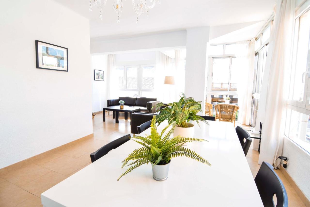 Letmalaga Economy Compas Apartment ภายนอก รูปภาพ